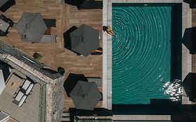 Seascape Luxury Residences (Adults Only)